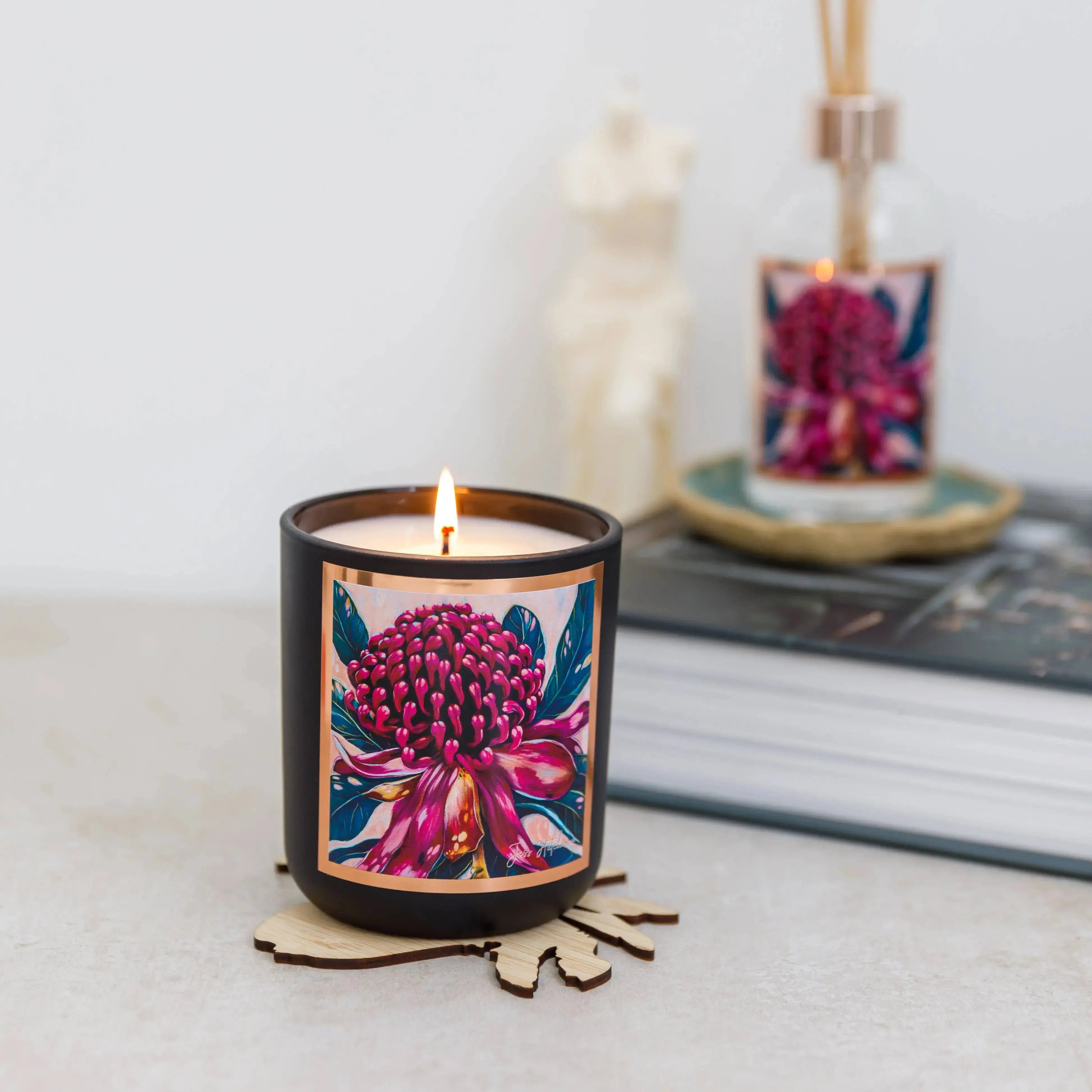 50+hrs Australian artist soy candle - Kakadu plum - CosmicBlueprint7