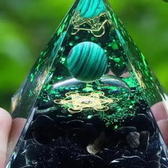 Malachite Orgonite Pyramid - Heart Chakra Healing & Abundance - CosmicBlueprint7