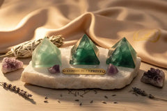 Green Fluorite Pyramid - Natural Crystal Stone 3cm - CosmicBlueprint7